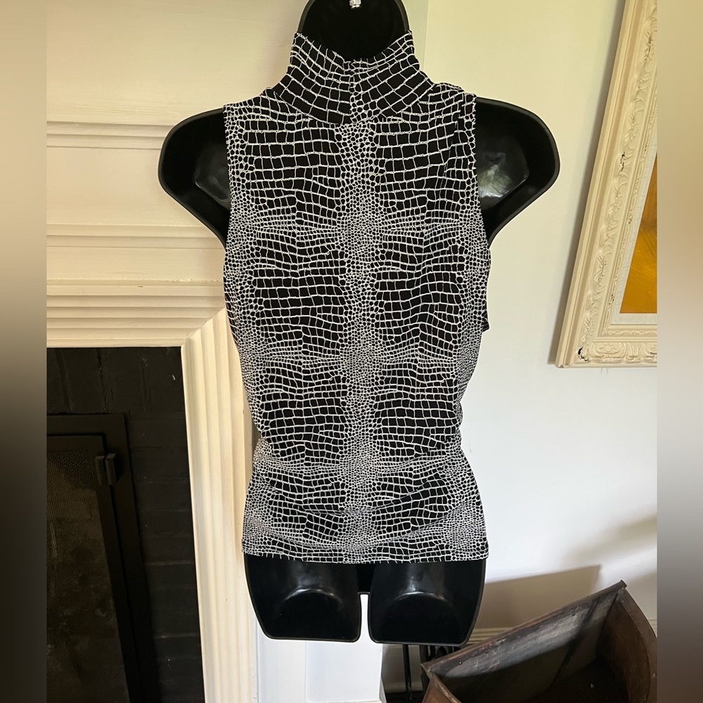 NWOT Steven and Casey by INBS Inc. black and white pattern shirt